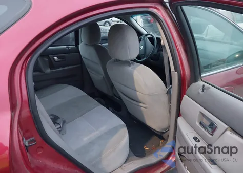 2000 Mercury Sable Gs from USA, damaged, VIN 1MEFM58U8YG631826